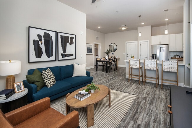 2BR, 2BA - 1,096SF - Living Room
