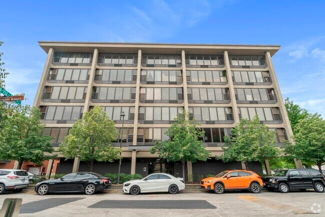 Building Photo - 345 E Eastgate Pl Rental