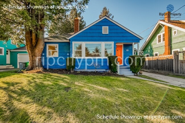 2521 SE 64th Ave