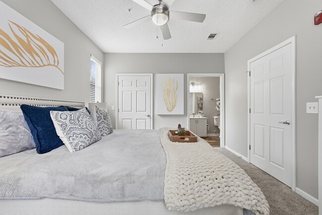 Avana Long Point