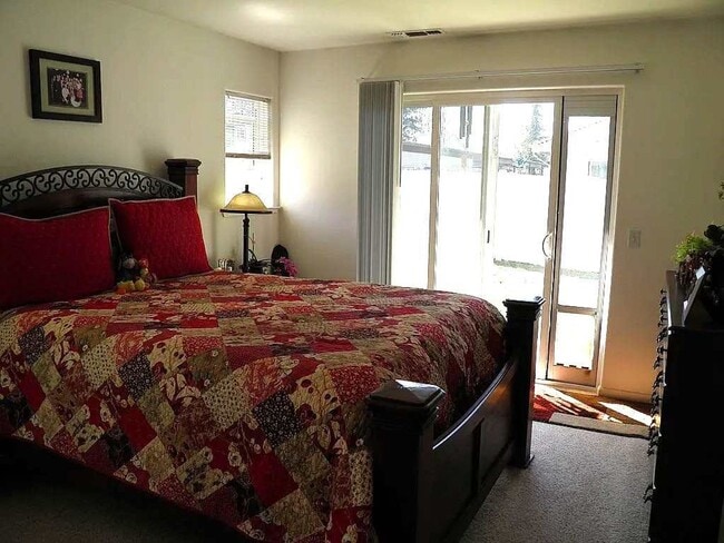 Photo - 2 bedroom, 2 bath in Grass Valley, CA