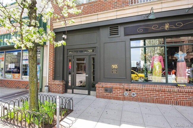 Photo - 543 Main St Unit 211