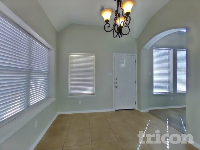 Photo - 11119 Maidenfair Dr