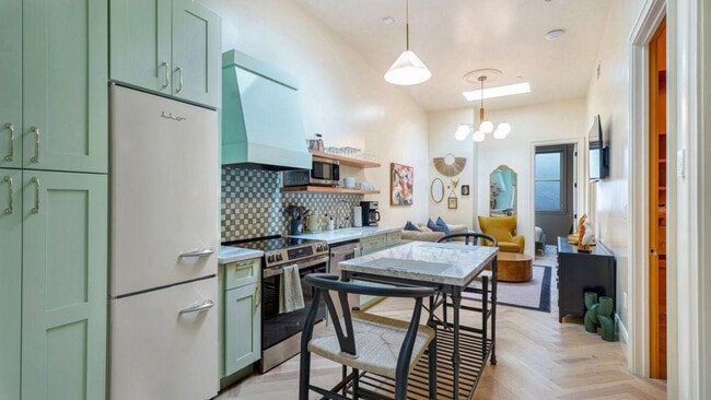 604 Baronne St Unit SI ID1267112P