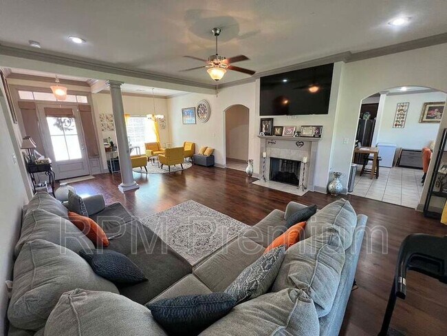 18063 River Landing Dr