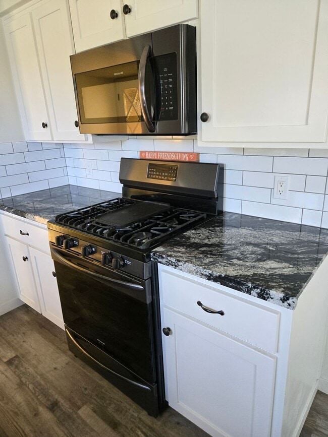 Photo - Country Home