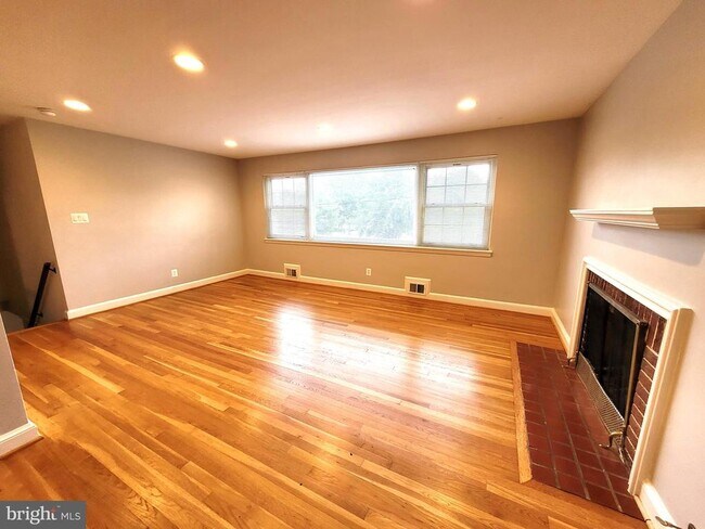 Photo - 3211 Korte Ct