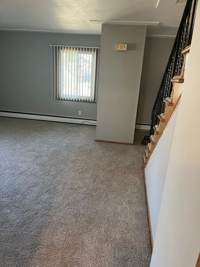 Photo - Presidential Estates Townhomes