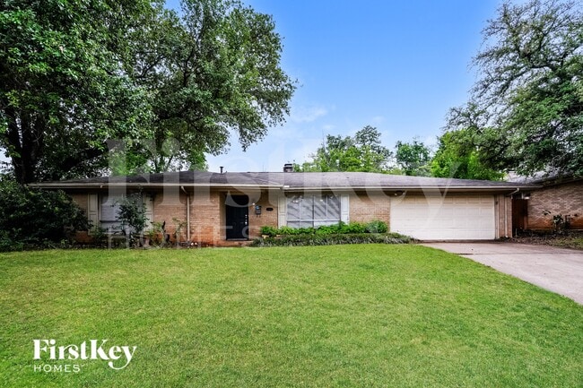 Building Photo - 1504 Terrace St