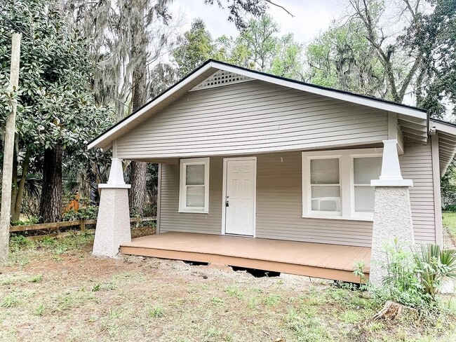 Building Photo - 59 St Johns Ave