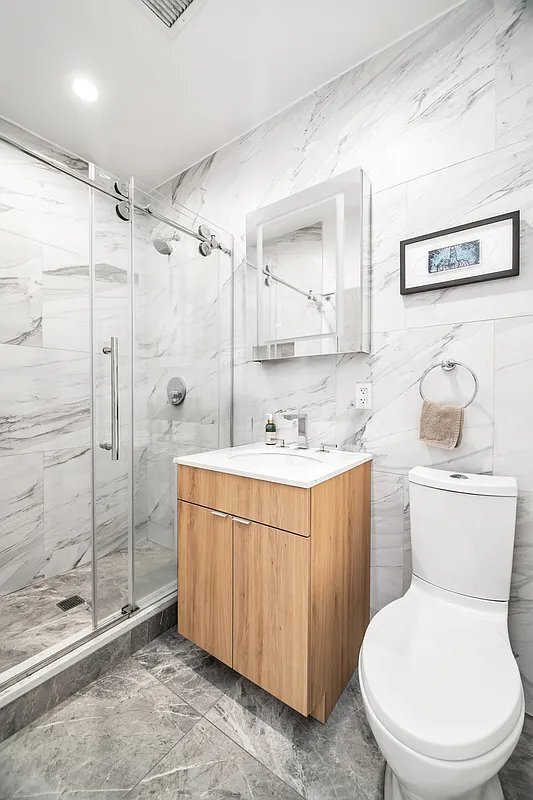 Photo - 333 Warren St