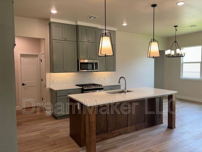 Photo - 3002 Hollow Crest Ln