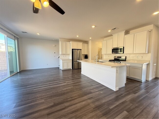 Photo - 9685 Dalton Lk St