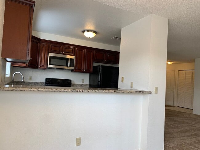 Photo - 2 Bed / 2 Bath Condo for Rent