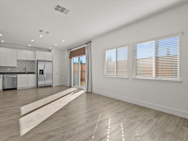 Photo - The Magnolia - 3 Bedroom plus loft, 2.5 Ba...