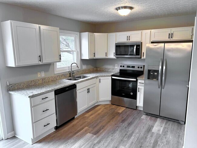 Photo - 13 Chaney Way