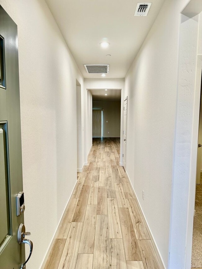 Photo - Lovely 3/2 Century Home In Madera