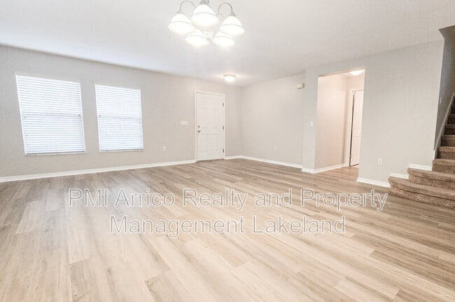 Photo - 6955 Lake Eaglebrooke Dr