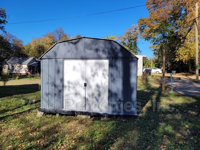 Photo - 127 Boston Ct