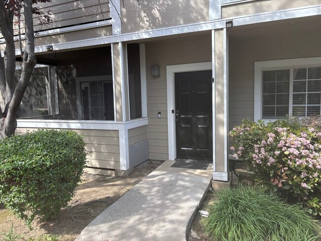 Building Photo - 5431 Sanchez Dr Unit 5431