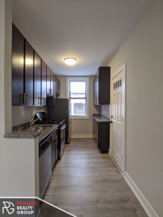 711 W Brompton Ave Unit 15