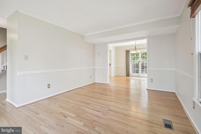 Photo - 2772 Knollside Ln