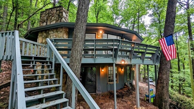 Photo - 828 Little Pine Mountain Rd