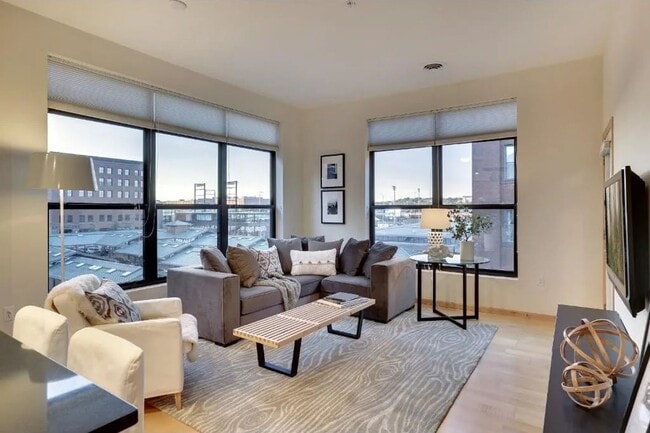 Photo - Absolutely Gorgeous 2 BR, 2 BA Condo Just ... Unit 402