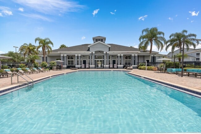 Photo - ARIUM Crowntree Lakes