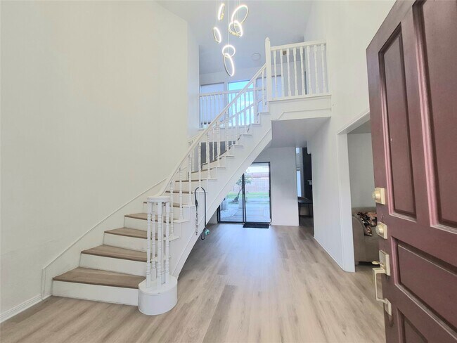 Photo - 11911 Dandelion Ln