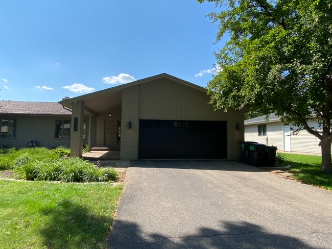Building Photo - 9308 Colorado Rd
