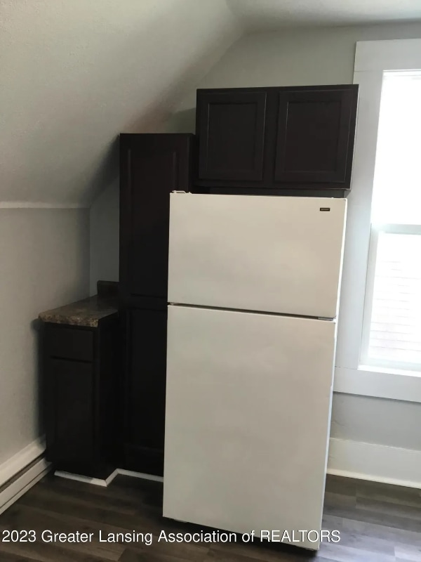 Photo - 1037 E Oakland Ave Unit 2