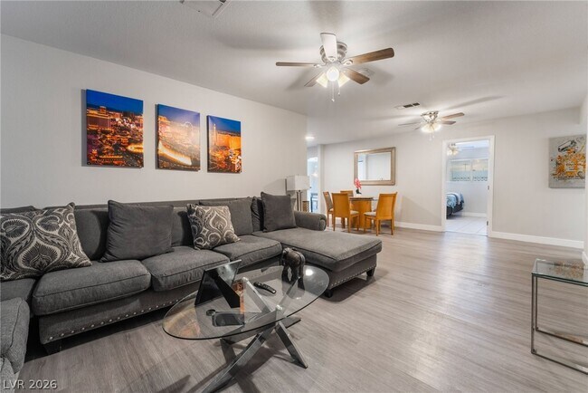 Photo - 3992 Chinchilla Ave