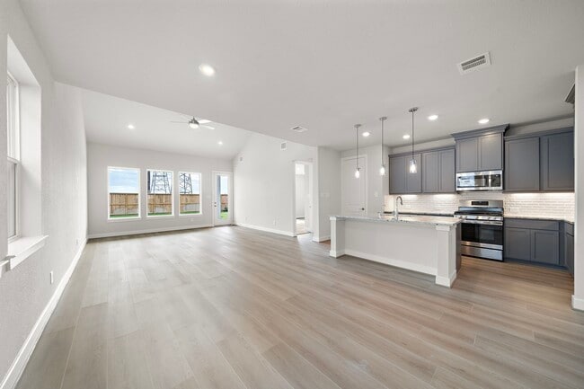 Photo - 21531 Eads Crk Dr