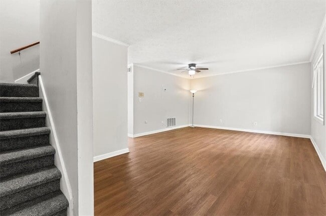 Photo - 360 Winding River Dr