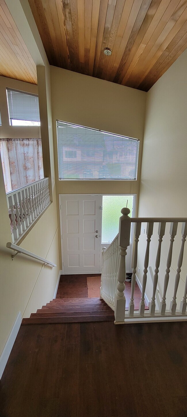 Photo - 7552 17th Av