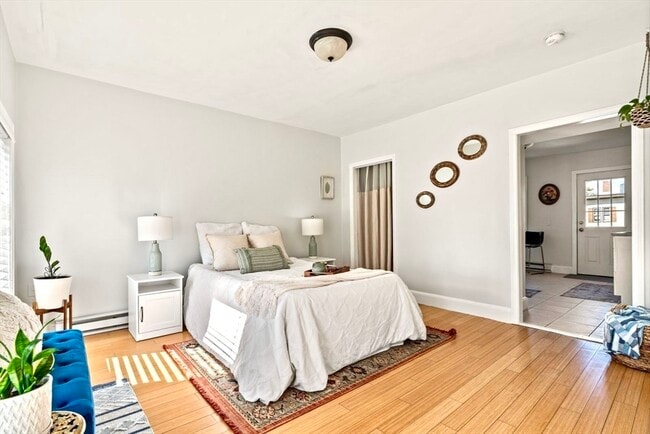 Photo - 377 Dorchester St Unidad 3