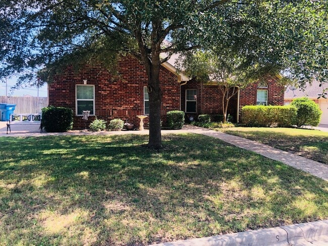 Photo - 217 Keswick Dr