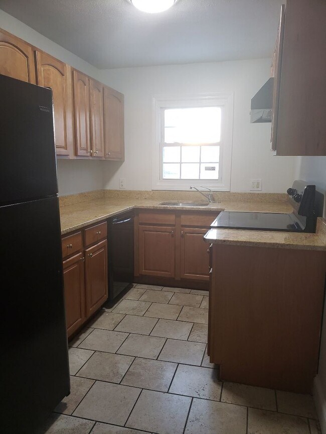 Photo - 65 Hawkins St Apartment Unit 1