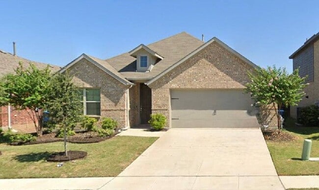 Photo - 2136 Erika Ln House