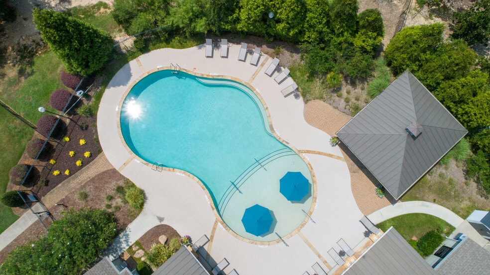 Umbrella-Covered Sun Deck