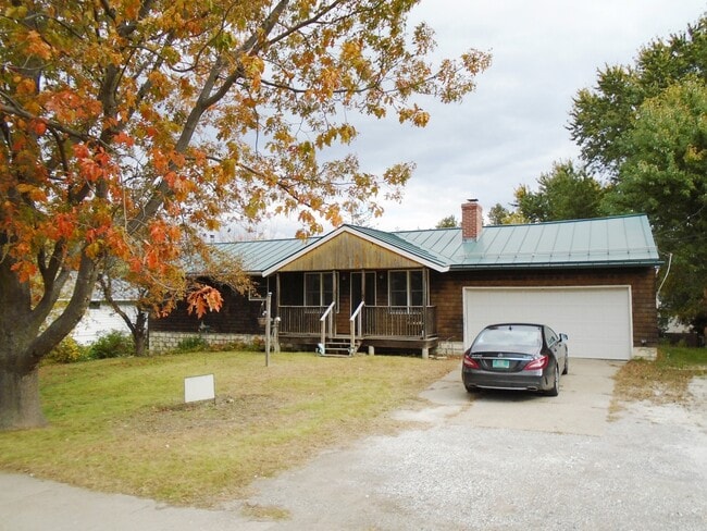 Building Photo - 5939 Shelburne Rd