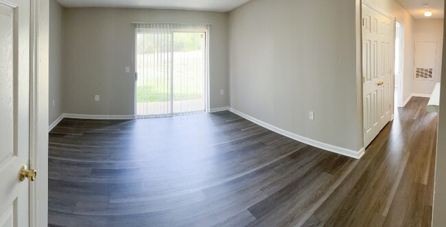 Photo - 12 Barden Pl Unidad 7-H