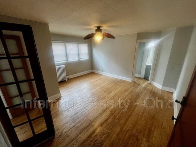 Photo - 4237 Vine St