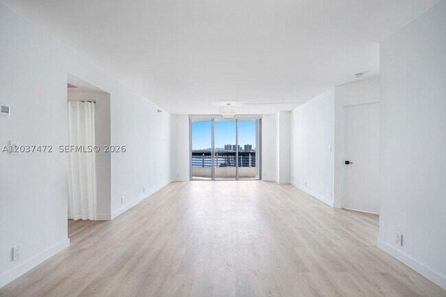 Photo - 19101 NE 36th Pl Unit 2604