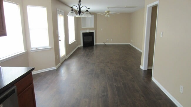 Photo - 3 bedroom home in Steele Creek