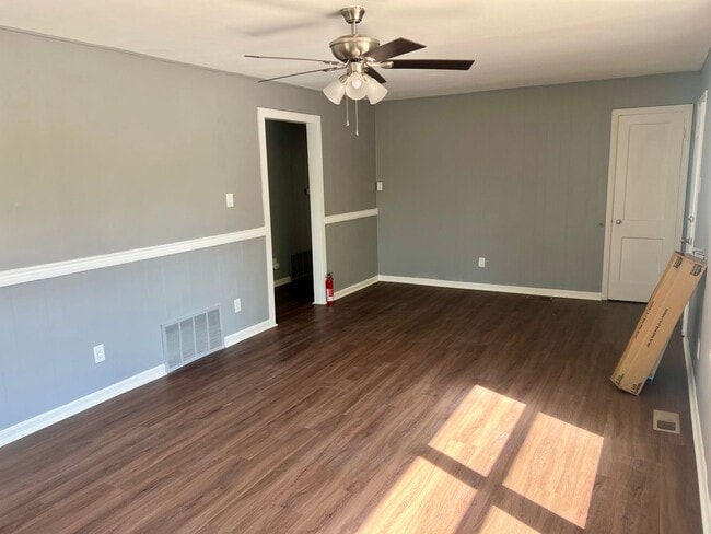 Photo - Adorable remodeled 2 bedroom in OLD NORTH END