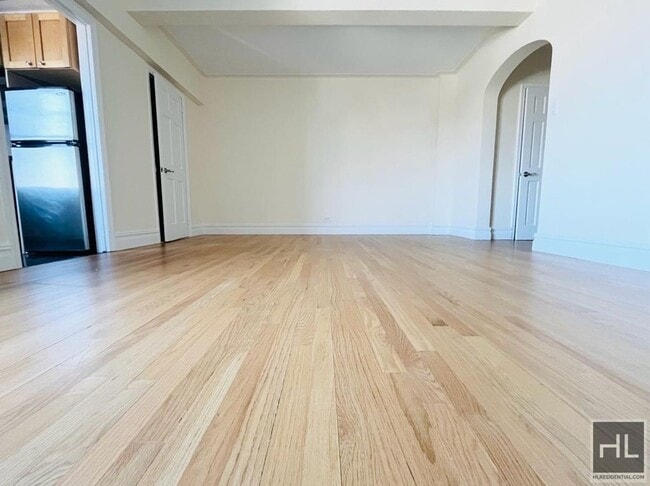 Photo - Christopher Street Unit 8E