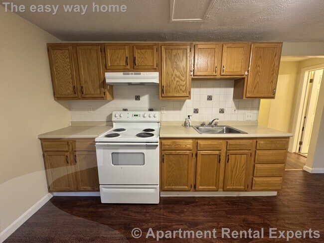 4 Douglass St Unit 1
