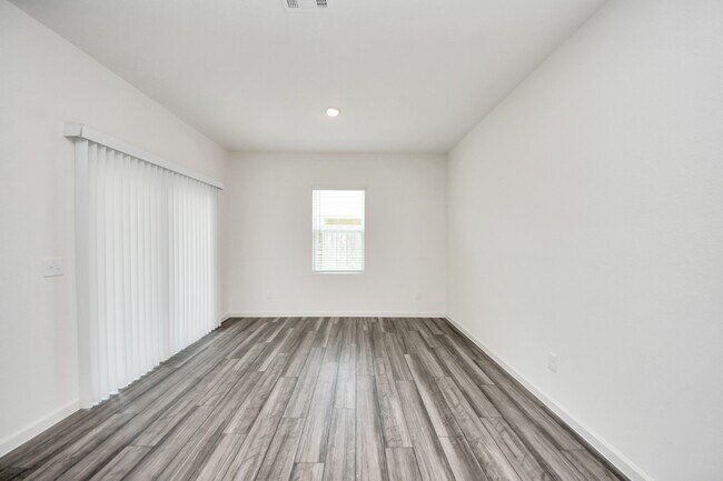 Photo - 10309 Malta Trce Dr